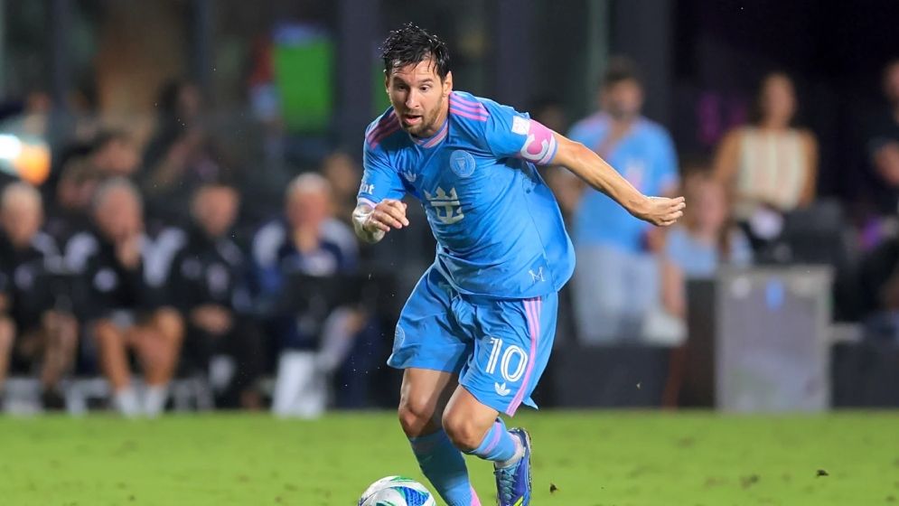 অ্যাসিস্টের হ্যাটট্রিক করে রেকর্ড গড়লেন মেসি