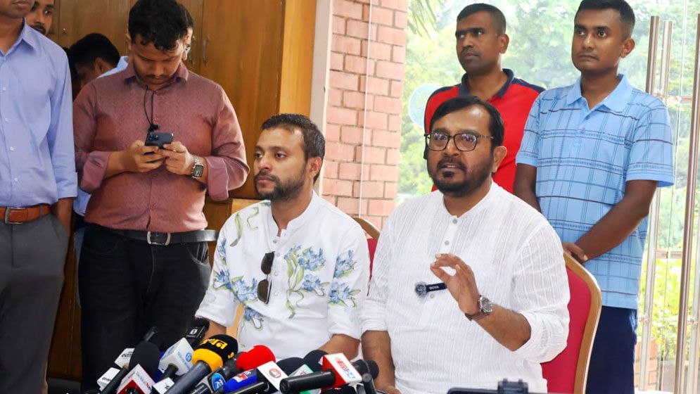 ‘আরেকটি অভ্যুত্থান হলে অনেকগুলো বড় হেলিকপ্টার লাগতে পারে’