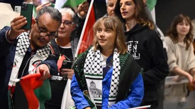 গ্রেটা থুনবার্গের ওপর ‘নির্যাতন’ চালিয়েছে ইসরাইলি বাহিনী