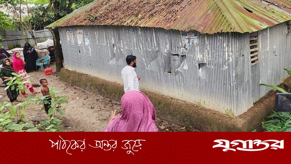 দরিদ্রের টাকা আত্মসাৎ সমাজসেবা কর্মকর্তাদের