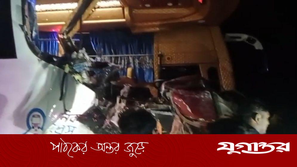 বাস-ট্রাক মুখোমুখি সংঘর্ষে নিহত ১, আহত ১০