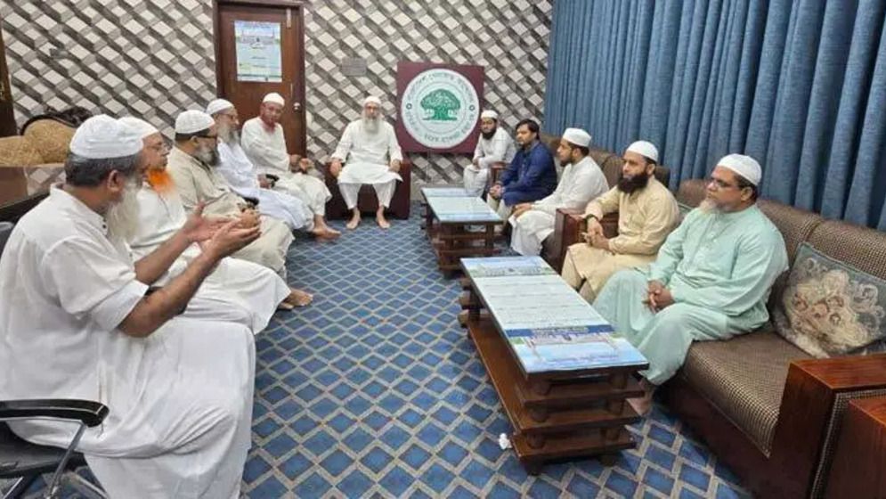 বাংলাদেশ খেলাফত আন্দোলনের সঙ্গে এনসিপির মতবিনিময়