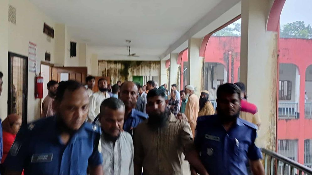 স্ত্রীকে বিদ্যুতের শক দিয়ে হত্যা, স্বামীসহ ৩ জনের মৃত্যুদণ্ড