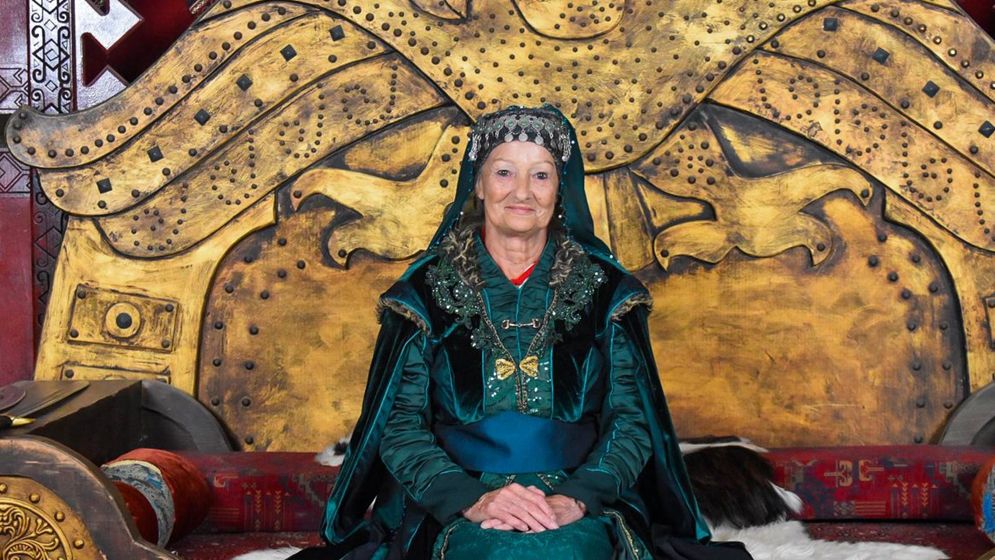 কুরলুস উসমান দেখে স্কটিশ নারীর ইসলাম গ্রহণ