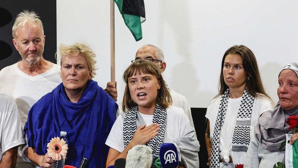 ইসরাইল লাইভ গণহত্যা চালাচ্ছে: থুনবার্গ