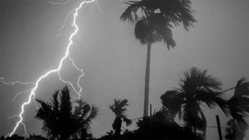 ঢাকাসহ সারা দেশে বজ্রপাতসহ বৃষ্টির আশঙ্কা