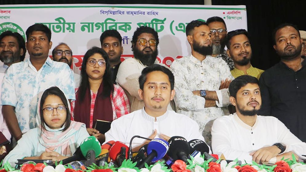 কিছু উপদেষ্টার মৃত্যু ছাড়া কোনো সেফ এক্সিট নেই: সারজিস