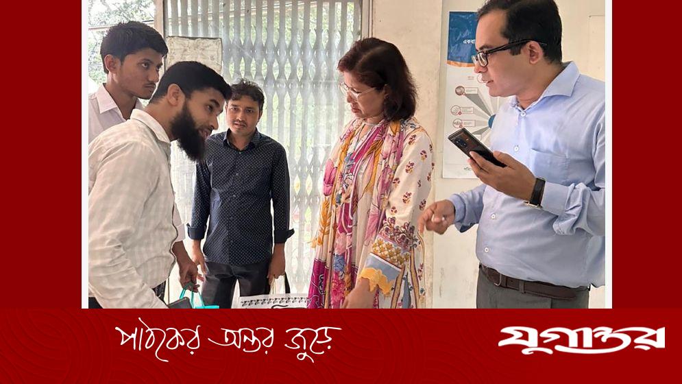 সচিবালয়ে প্লাস্টিক নিষিদ্ধ, আগতদের কাপড়ের ব্যাগ প্রদান
