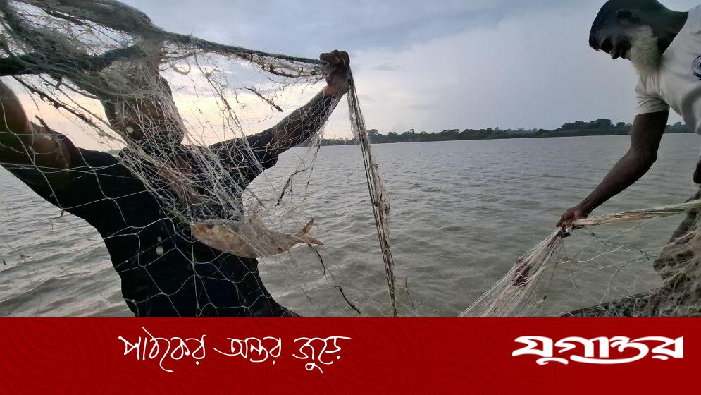 গোসাইরহাটে ৭ জেলের কারাদণ্ড, জাল জব্দ