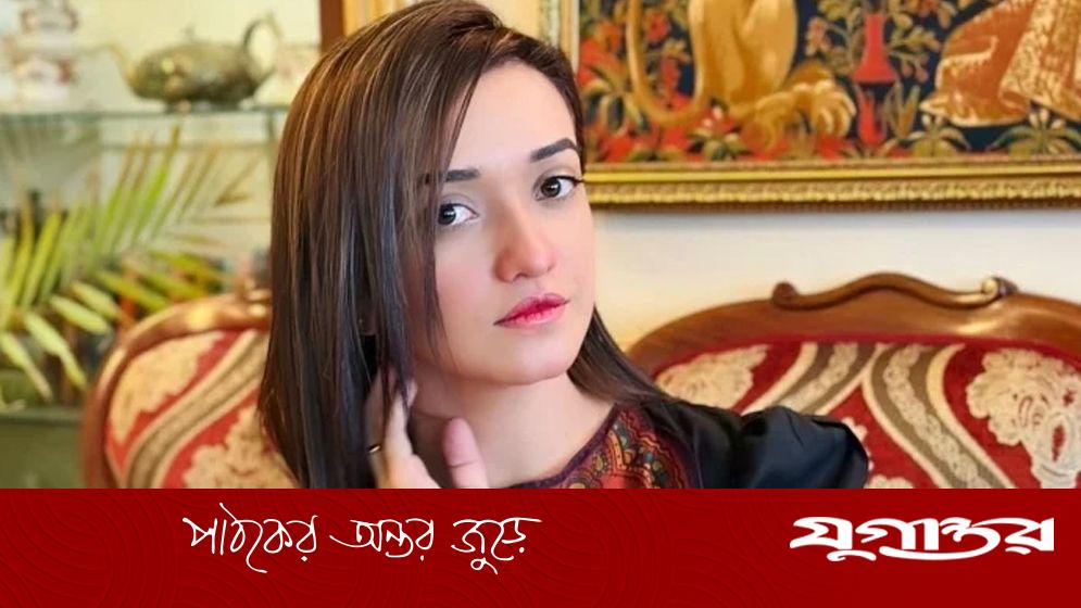 পিটিআইয়ের সানাম জাভেদ গ্রেফতার