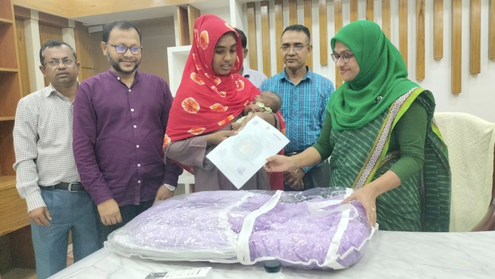 ৪৫ দিনের মধ্যে জন্মনিবন্ধন করলেই পুরস্কার