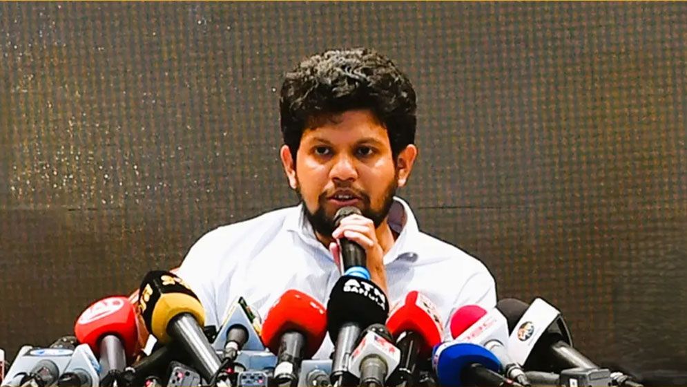 নতুন গণমাধ্যমের অনুমতি দেওয়া হবে: তথ্য উপদেষ্টা