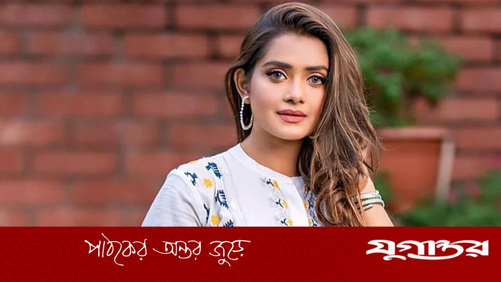 দুঃসংবাদ পেলেন তানজিন তিশা