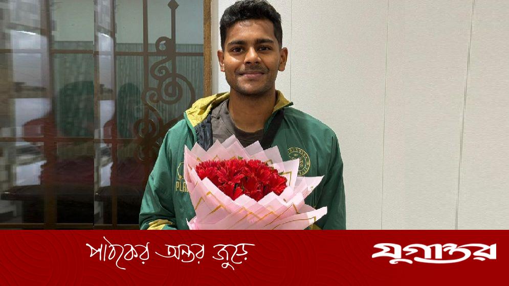 ঢাকায় নেমে লক্ষ্য জানালেন শমিত