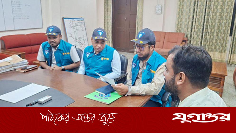 পশ্চিম রেলভবনে দুদকের অভিযান, ৪ কোটি টাকার কেনাকাটার নথি জব্দ