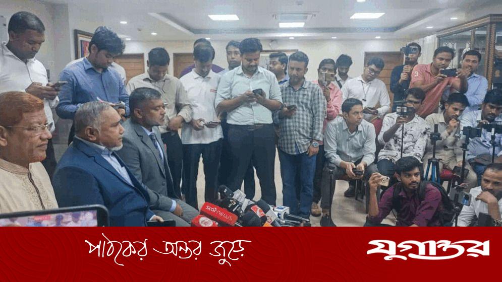 নভেম্বরের মধ্যেই গণভোট চায় জামায়াত, যুক্তি তুলে ধরলেন তাহের