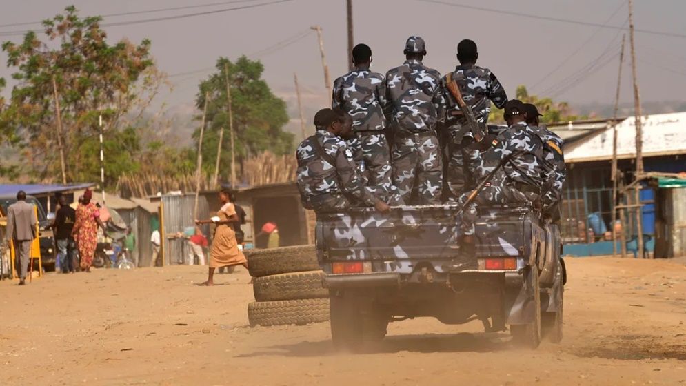 সুদানে ‘ত্রিভুজ প্রেমে’ বলি হলেন ১৪ সেনা