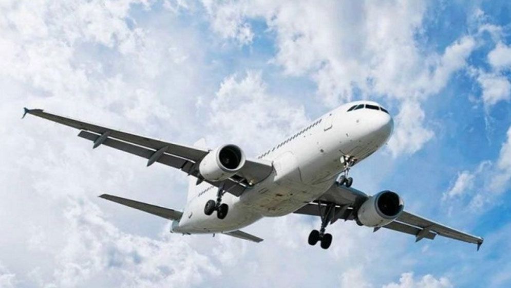 ঘুসিতে বিমানের মনিটর চুরমার, যে ব্যবস্থা নিল কর্তৃপক্ষ