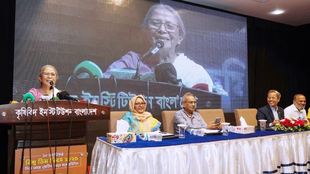 স্কুল ফিডিং প্রোগ্রামে ডিম যুক্ত করতে হবে: প্রাণিসম্পদ উপদেষ্টা