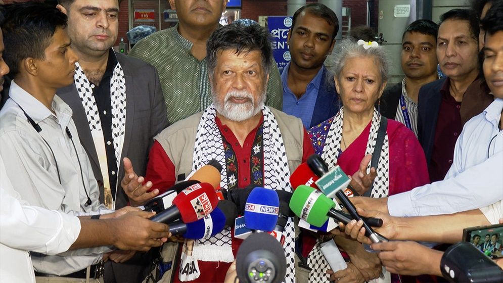 দেশে ফিরেই ফিলিস্তিনকে নিয়ে যে বার্তা দিলেন শহিদুল আলম