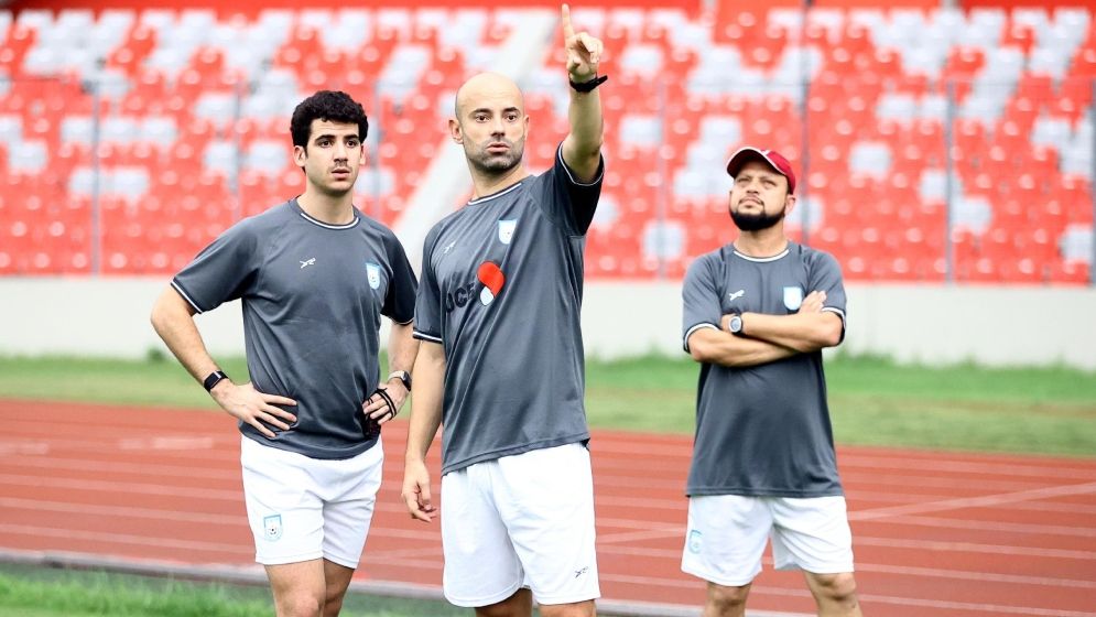 ‘বাংলাদেশ হারুক বা জিতুক, কাবরেরার কিছু যায় আসে না’