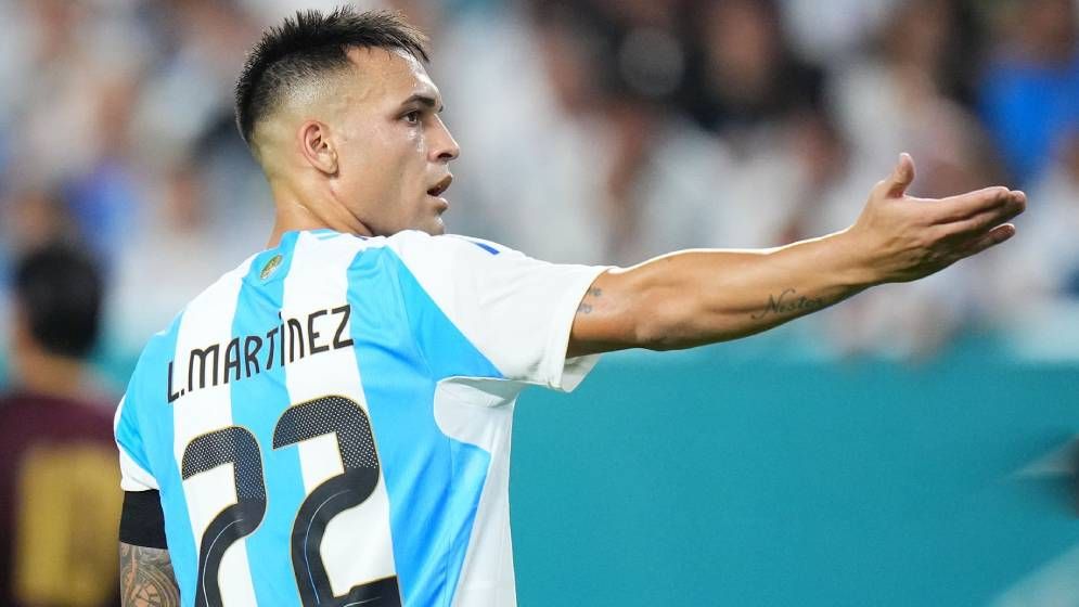 মেসিকে ছাড়া যেন গোল করতে ভুলে গেল আর্জেন্টিনা