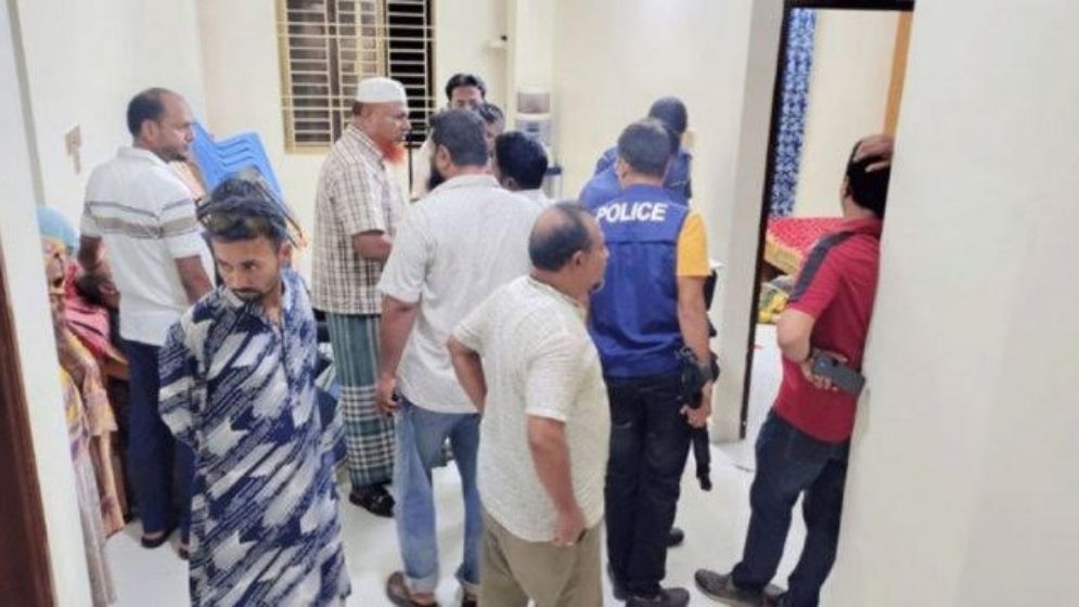 রামগঞ্জে মা-মেয়ে হত্যার ঘটনায় যুবক গ্রেফতার