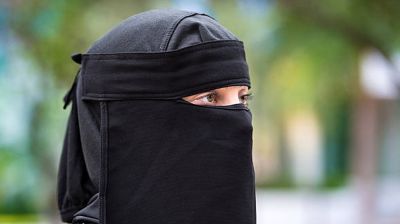 ইতালিতে প্রকাশ্যে বোরকা-নিকাব নিষিদ্ধের প্রস্তাব