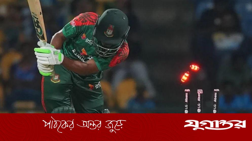 ১০ রানে শেষ ৫ উইকেট খুইয়ে লজ্জার হার বাংলাদেশের