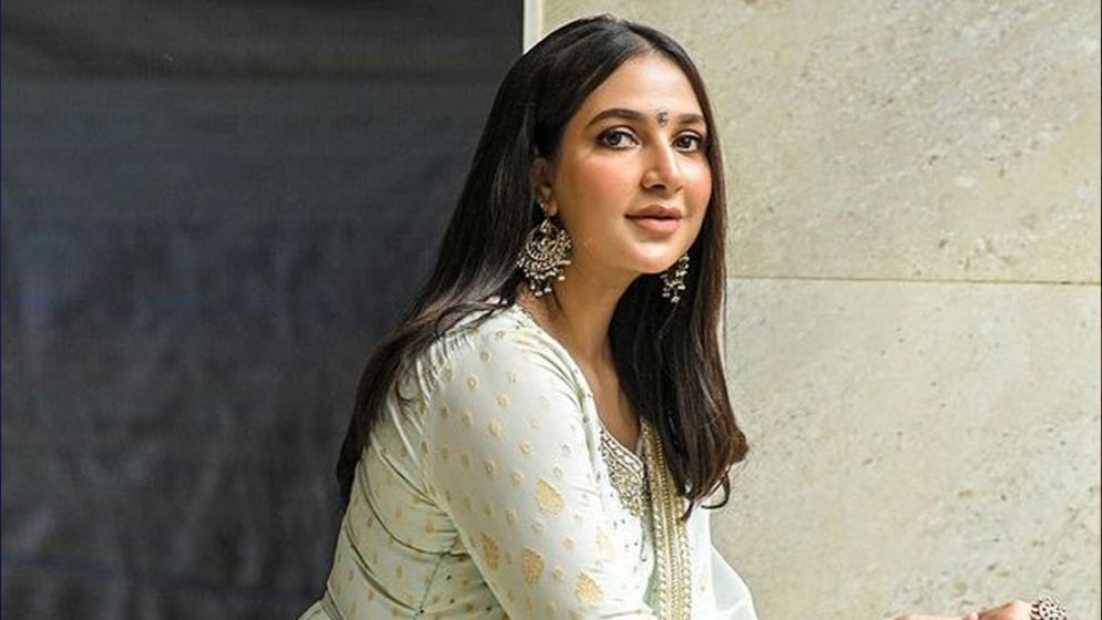 সাংবাদিকের ভূমিকায় শুভশ্রী