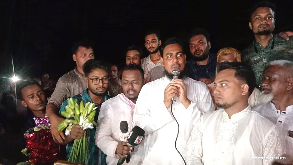 নতুন বাংলাদেশে ইসলামের ওপর বিদ্বেষ সহ্য করব না: আখতার হোসেন