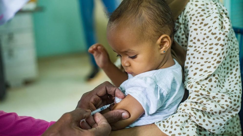 প্রথমবারের মতো সারাদেশে টাইফয়েডের টিকাদান কর্মসূচি শুরু