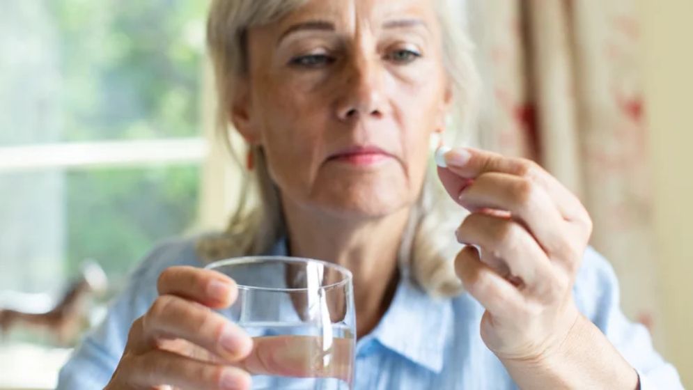 কোলোরেক্টাল ক্যান্সারের ঝুঁকি কমাবে অ্যাসপিরিন, যা বলছে গবেষণা