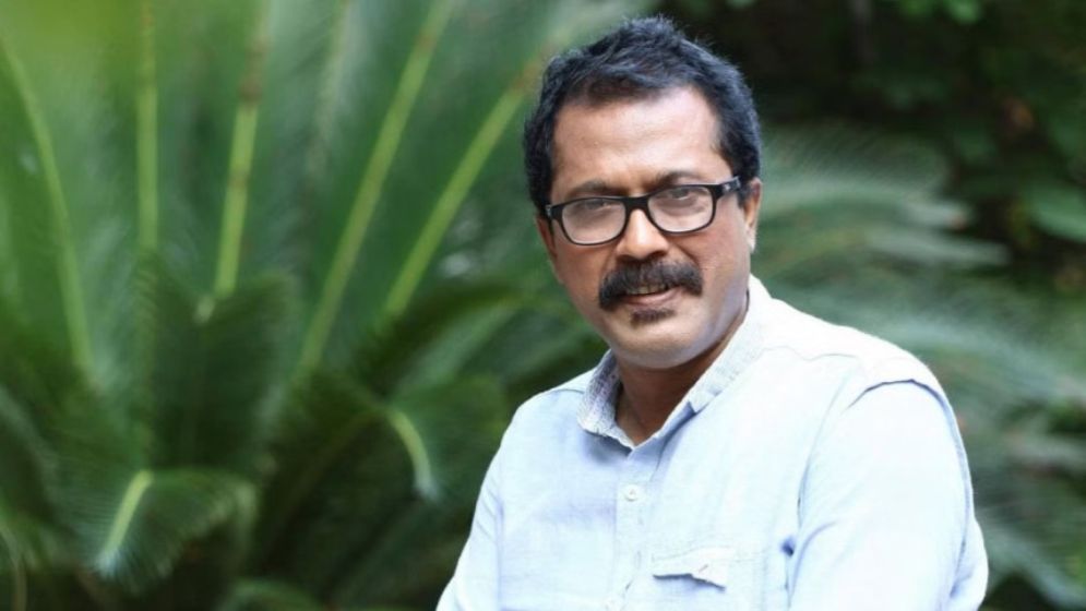 মাকে নিয়ে স্মৃতিচারণ কৌতুক অভিনেতা ফারুক আহমেদের