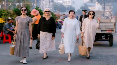 ওষুধ নয়, সামাজিক সংযোগ ঠেকায় বার্ধক্য: গবেষণা