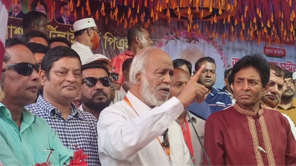 সারকারখানা থেকে হাজার কোটি টাকা লুটপাট করেছে আ.লীগ: মঈন খান