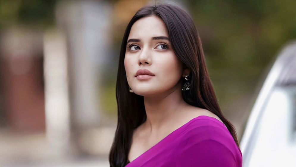 একটা পারফেক্ট শটের জন্য কতবার শ্বাস বন্ধ রেখেছি জান: মাহি