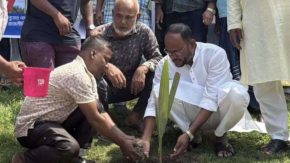 ফ্যাসিবাদ বিদায়ের পর গণতন্ত্র সামনে আসবে এটাই স্বাভাবিক: টুকু