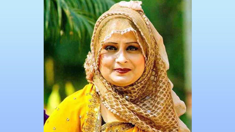 মহিলা লীগ নেত্রীর লাশের সামনে রামদা হাতে স্বামী!