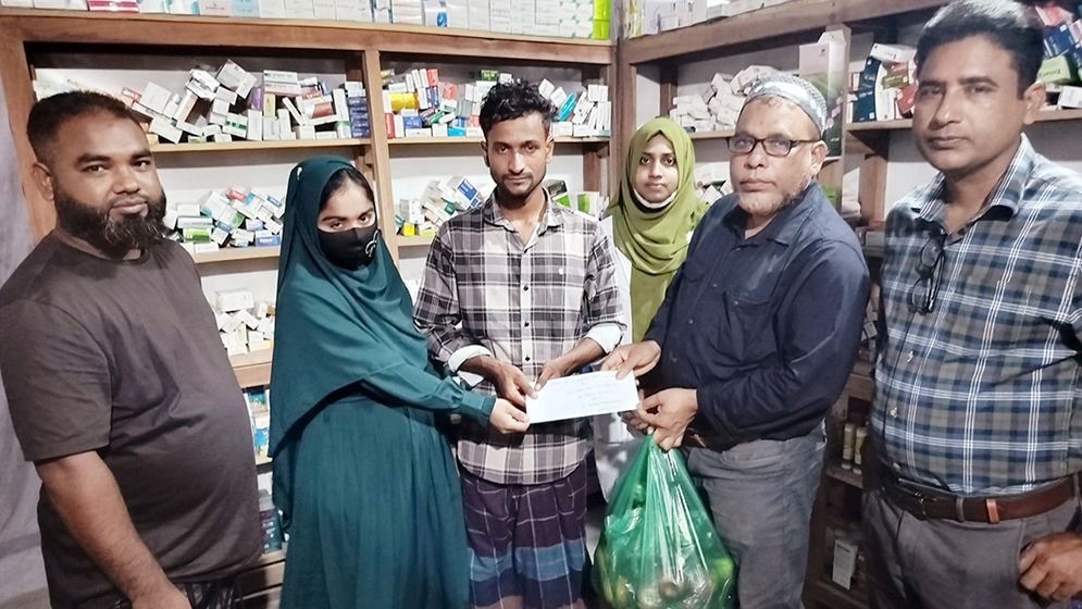 তারেক রহমানের পক্ষে থেকে নির্যাতিত শিশুর পরিবারকে সহায়তা