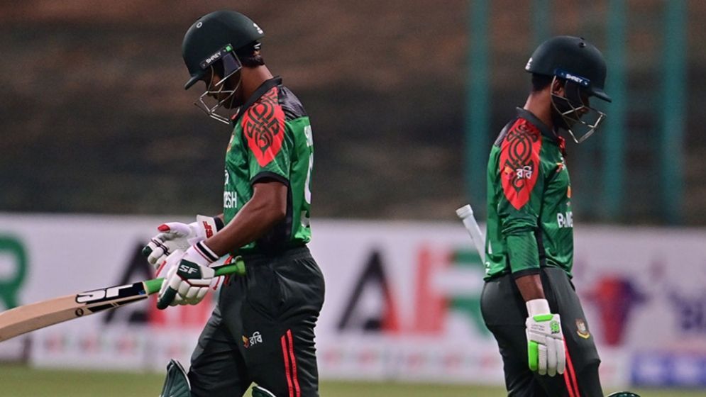 ৩ দিনে ২ বার লজ্জার রেকর্ড ভাঙল বাংলাদেশ