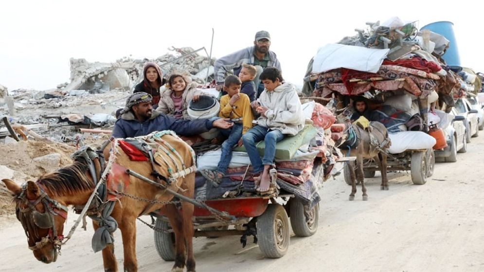 বিধ্বস্ত গাজায় নতুন বিপদের শঙ্কা