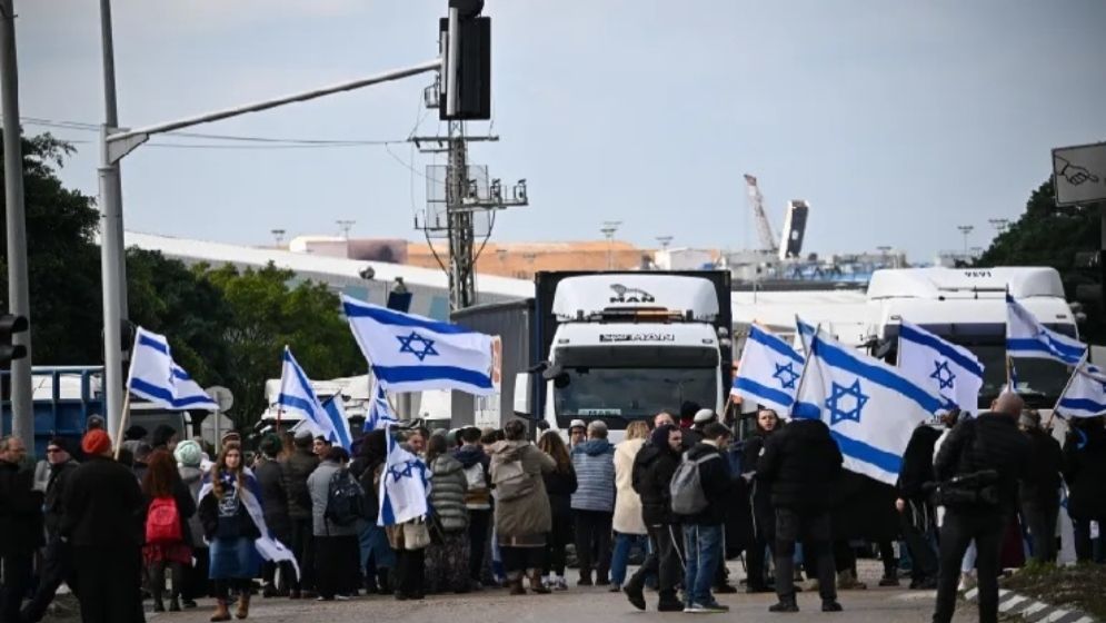 গাজাবাসীকে দুর্ভিক্ষের মুখে ঠেলে দিচ্ছে ইসরাইল
