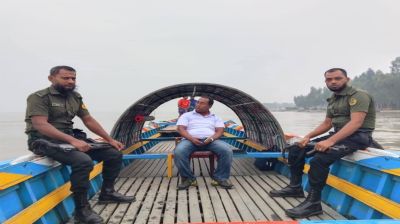 ইলিশ অভিযানে গিয়ে অস্ত্র খোয়ালেন আনসার সদস্য