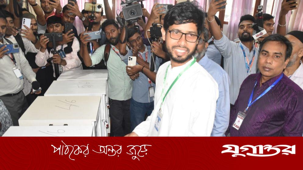 ভোট দিয়ে যা বললেন ছাত্রশিবিরের ভিপি প্রার্থী