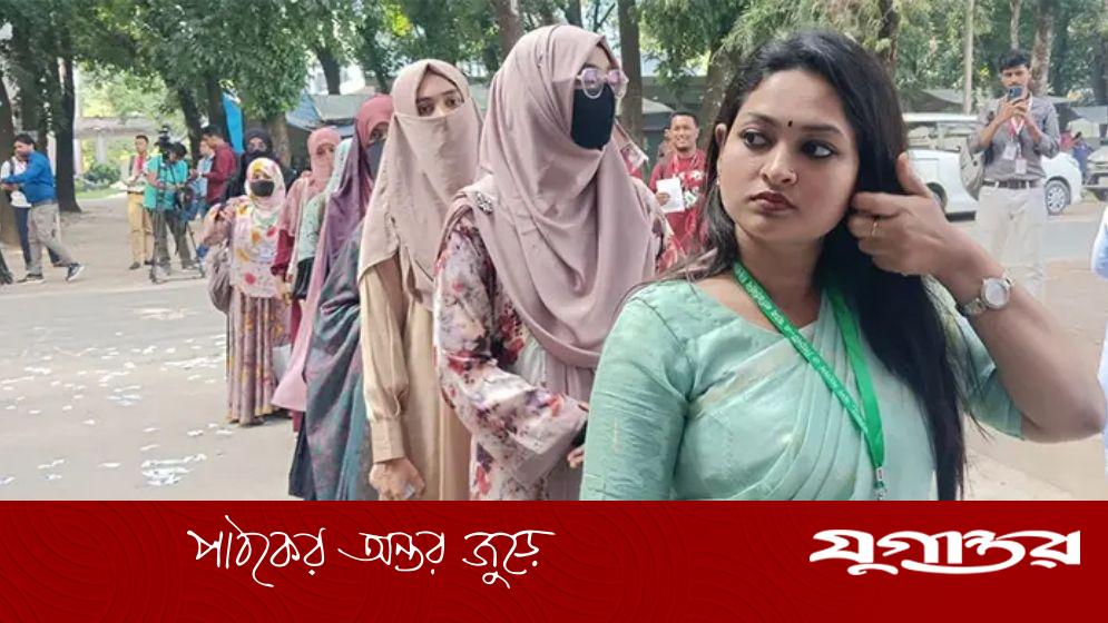 রাকসু নির্বাচনের ভোটগ্রহণ শুরু