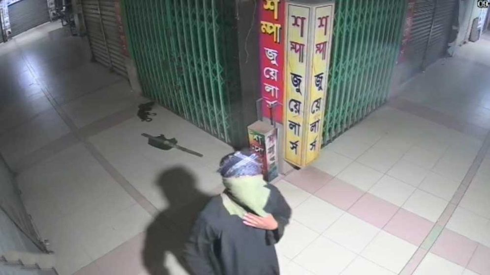 আলোচিত সেই ৫০০ ভরি স্বর্ণ চুরির রহস্য উদ্ঘাটন