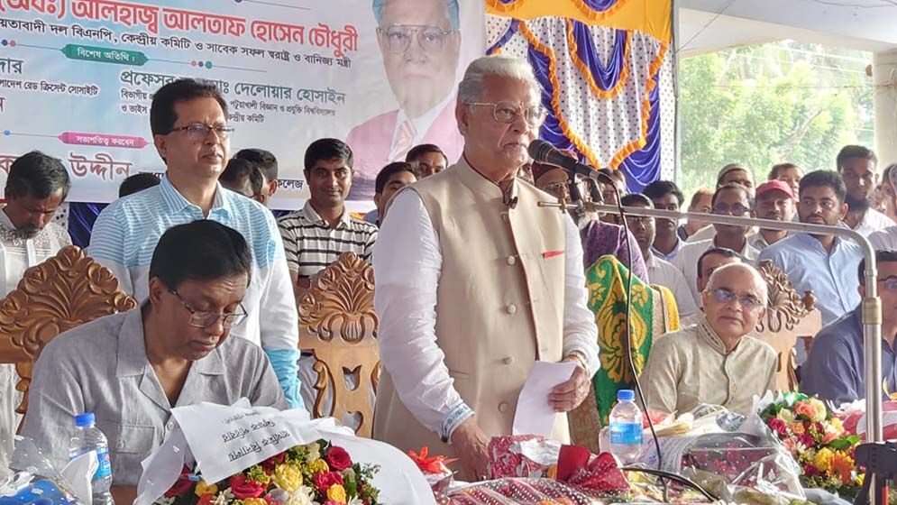 শিক্ষকদের আন্দোলনের দাবি যৌক্তিক: সাবেক স্বরাষ্ট্রমন্ত্রী