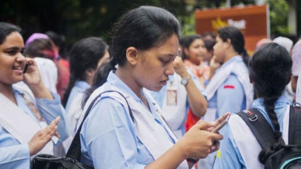 পছন্দের প্রতিষ্ঠানে ভর্তিই চ্যালেঞ্জ