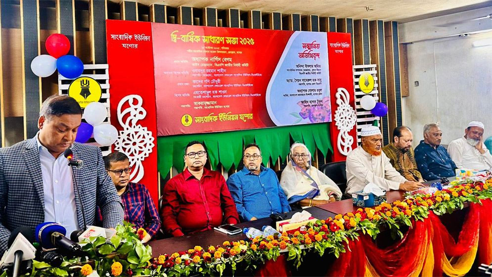 সমন্বিত জাতীয় গণমাধ্যম নীতিমালা প্রণয়ন করতে হবে: কাদের গনি চৌধুরী